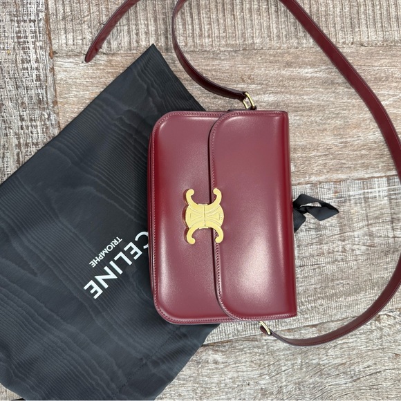 *NEW* Fall 2024 Celine Classic Triomphe bag in shiny calfskin (Burgundy) - Picture 6 of 7